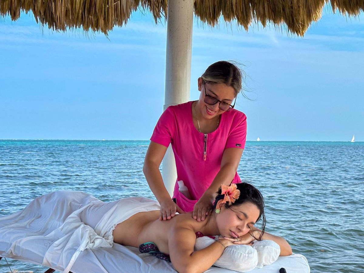 Tara Del Sol Resort ซานเปโดร ภายนอก รูปภาพ